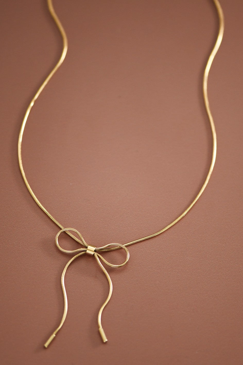 Chain Bow Necklace